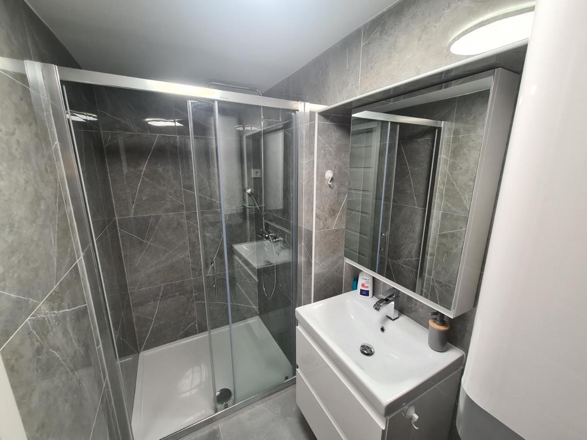 Apartma Sasko Appartamento Izola Esterno foto
