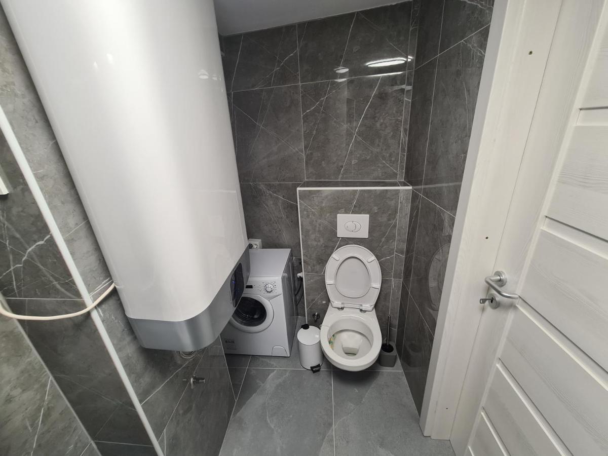 Apartma Sasko Appartamento Izola Esterno foto